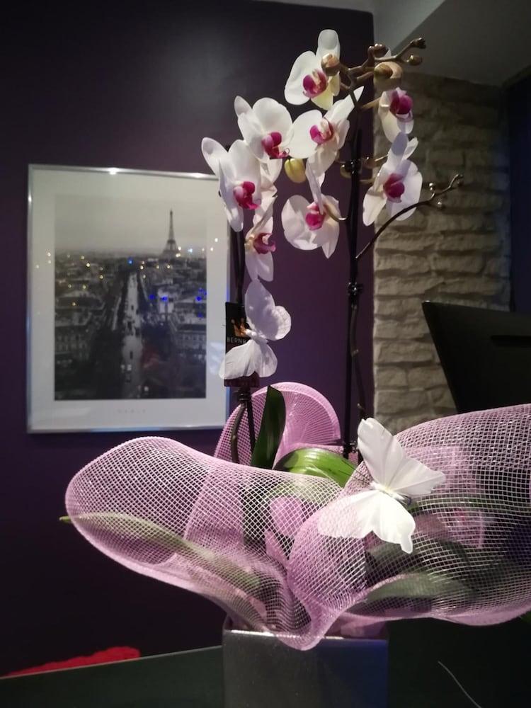 Hotel Du Globe 18 Paris Ngoại thất bức ảnh