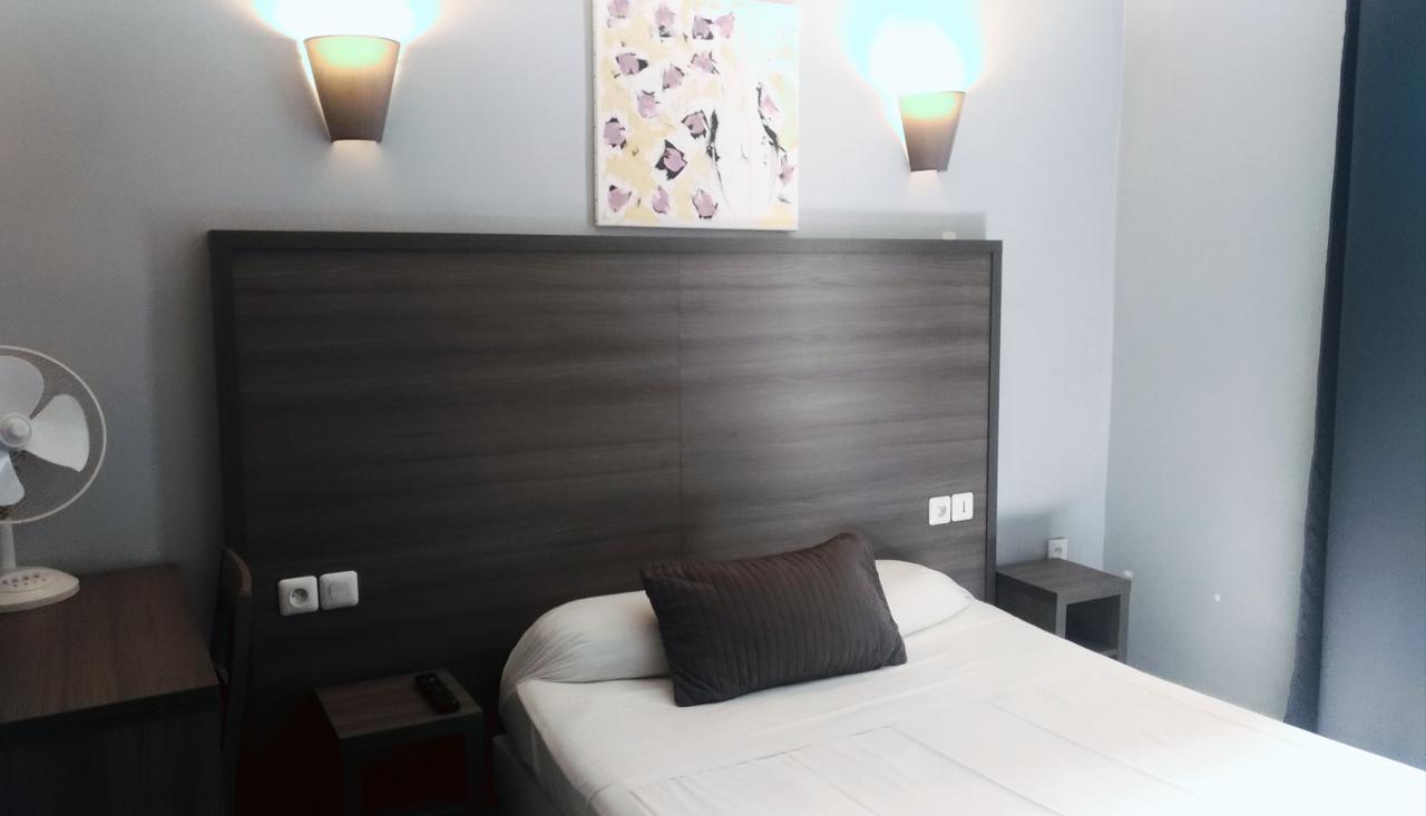 Hotel Du Globe 18 Paris Ngoại thất bức ảnh